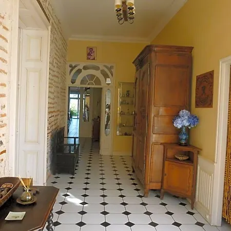 Clos Muneau Bed & Breakfast