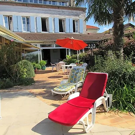 Clos Muneau Bed & Breakfast 3*