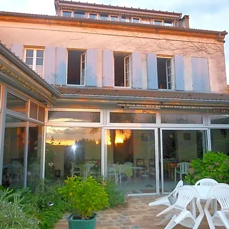 Clos Muneau Bed & Breakfast 3*